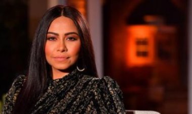 The star " Sherine abdel Wahab promoted her concert in "Dhabi " and comments : " on our date , my beloved ,I missed you " .