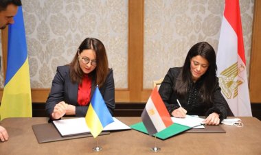 Signing a memorandum of cooperation in the field of space between the Egyptian and Ukrainian Space Agency.