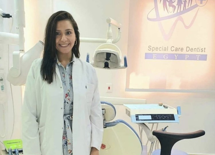 أول طبيبة أسنان مصرية لذوي الهمم ماجي هاني توضح أهمية الطبيب المتخصص
