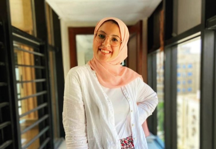 Nourhan Ezz, owner of the Al-Qadah application, to gather artists in one place